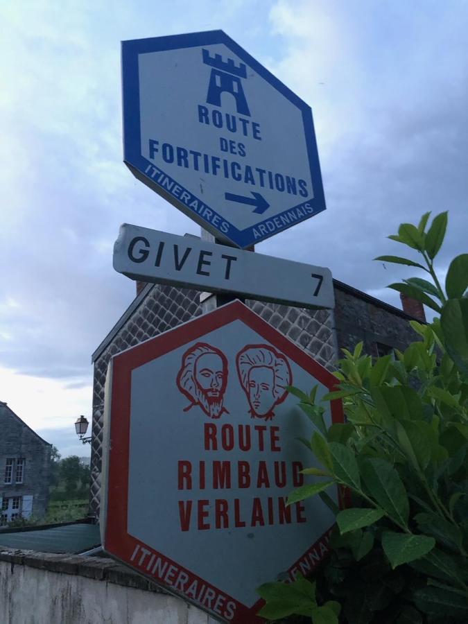 Gezellige Villa Met Open Haard En Zonnige Tuin. Doische Kültér fotó